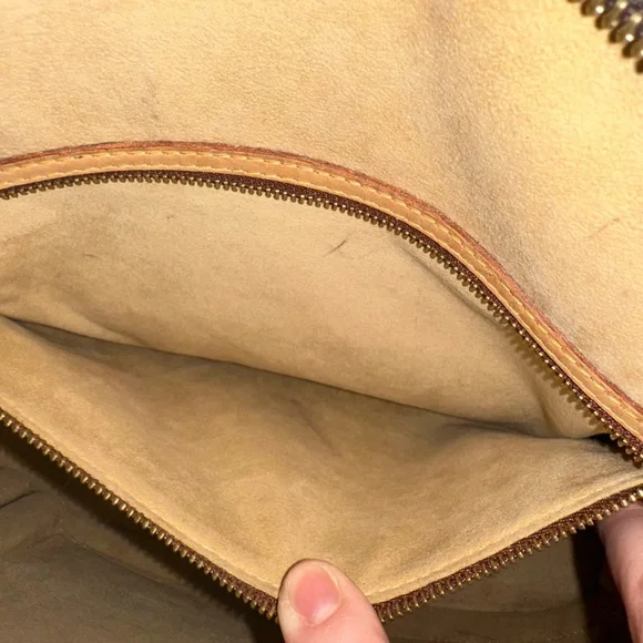 Authentic LV Monogram Babylon - Picture 9 of 14